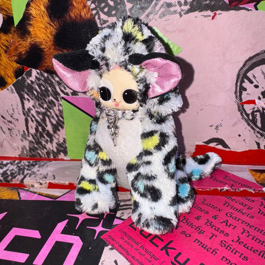 TEDDYLAND White Multicoloured Leopard Plush